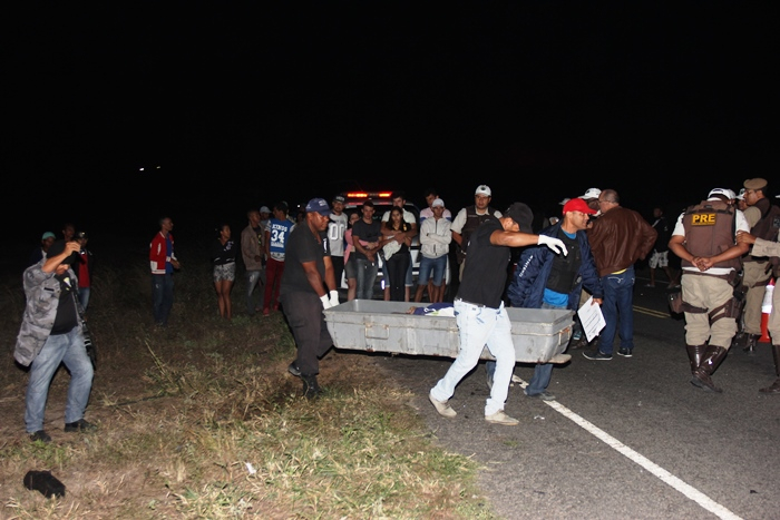 Coité I – Quatro pessoas mortas e duas feridas em colisão na BA 411