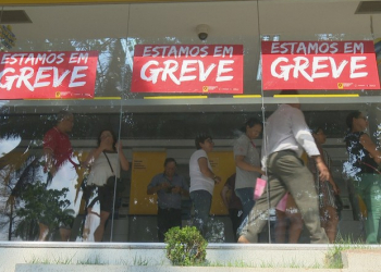 Reunião termina sem acordo e bancários decidem manter a greve