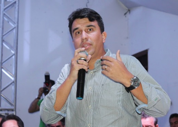 Serrinha: pesquisa de intenção de votos aponta vitória de Adriano Lima (PMDB)