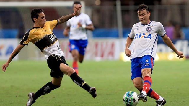 Bahia vence Criciúma na Arena Fonte Nova e continua beirando o G-4