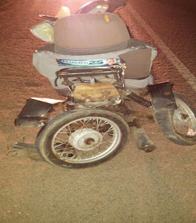 Ciclomotor de Celestino foi adaptado a partir de uma Honda Bis