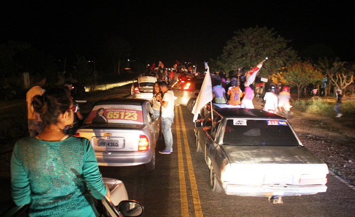 Governador foi a Bandiaçu em carreata que saiu no Bairro Cidade Jardim | Foto: Raimundo Mascarenhas