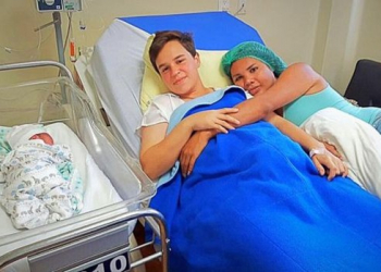 Casal transgênero: pai dá à luz a um menino