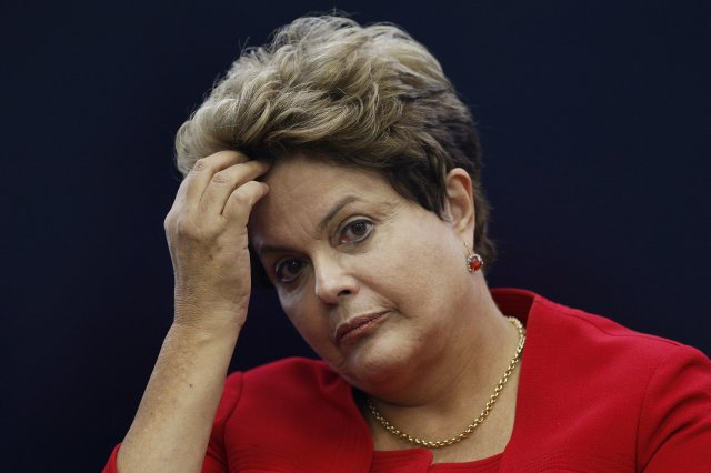 Termina nesta quinta prazo para Dilma apresentar defesa de contas de 2015 ao TCU