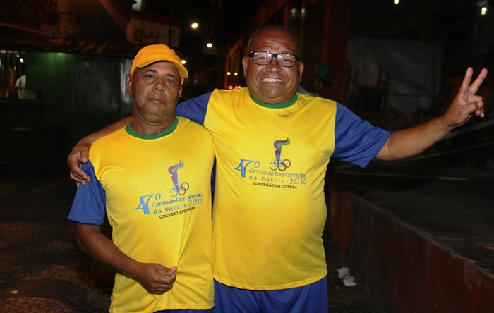 Amarildo (E) e Washington correm ha cerca de 35 anos | foto: Raimundo Mascarenhas