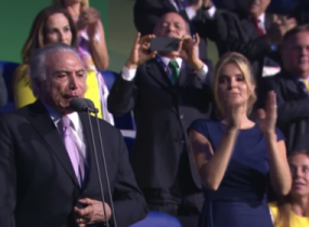 Michel Temer (PMDB) foi bastante vaiado. 