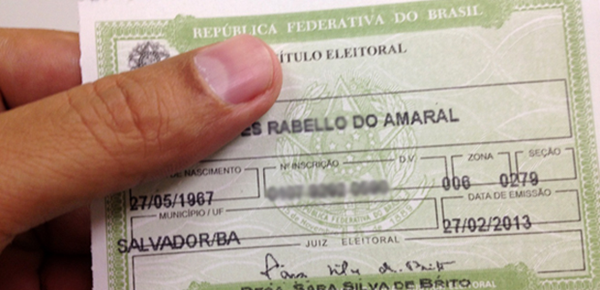 Eleitores que solicitaram primeiro título ou transferência devem buscar documento até esta sexta