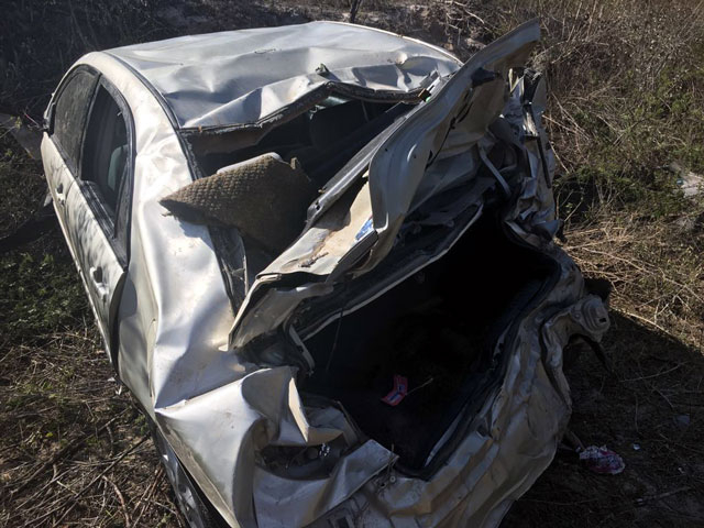 Idosa é arremessada de carro em acidente com 4 pessoas de Queimadas na BA-120, entre Santaluz e Valente