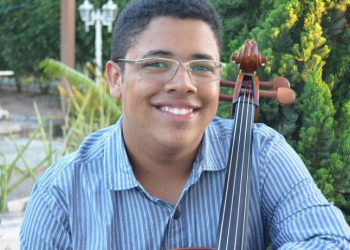 Ex-violoncelista da Orquestra Santo Antônio irá morar em Lisboa para se dedicar aos estudos