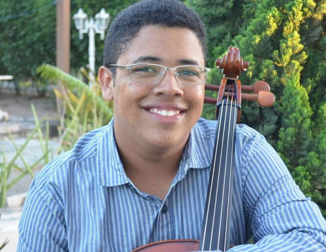 Ex-violoncelista da Orquestra Santo Antônio irá morar em Lisboa para se dedicar aos estudos