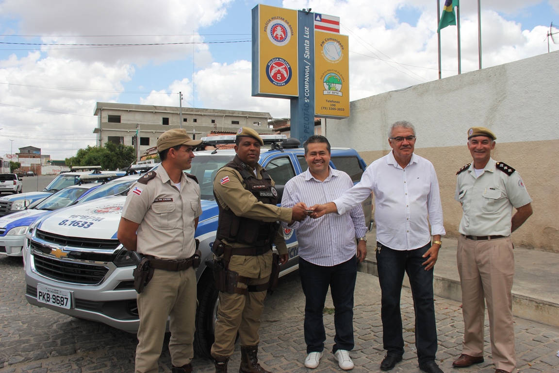 Deputado Alex da Piatã reforça a luta para implantação da CIPE em Coité e participa de entrega de viatura em Santaluz
