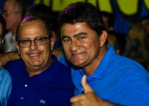 Marcos Adriano (D) e Regi Mota