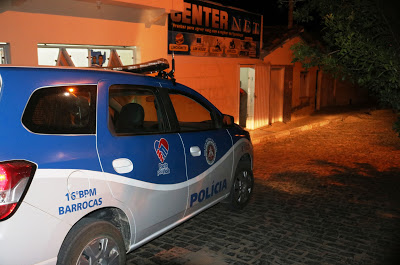 PM chegou ao local minutos depois, mas os criminosos despareceram