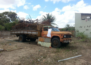 “Tarzan” tenta encontrar força para montar seu circo; só falta a lona