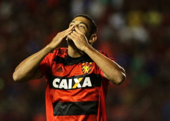 Vitória perde 2 pênaltis contra o Sport e acaba rodada na zona de rebaixamento