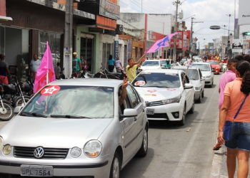 Eleitores do 13 exageram na comemoração em Conceição do Coité