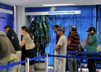 STF deve retomar hoje julgamento sobre desaposentação