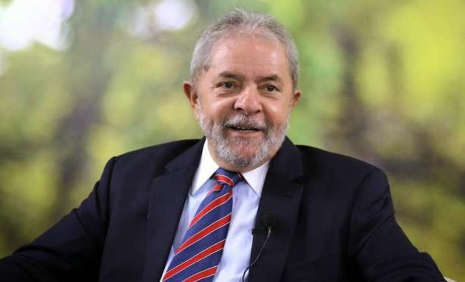 Sob a ameaça da Lava Jato, Lula completa 71 anos