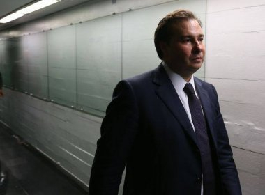 PEC 241: Maia oferece coquetel a aliados nesta segunda para alinhar votação