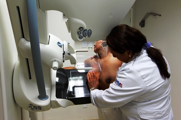 Governo quer mais de 20 mil mamografias no Outubro Rosa
