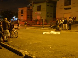 Mulher morre em acidente com motocicleta em Vitória da Conquista
