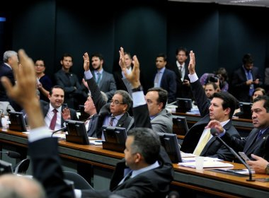 Texto da PEC segue para votação em segundo turno