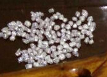 Pedras de crack embaladas para serem comercializadas