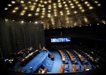 Quatro policiais legislativos são presos em ação da Polícia Federal no Senado