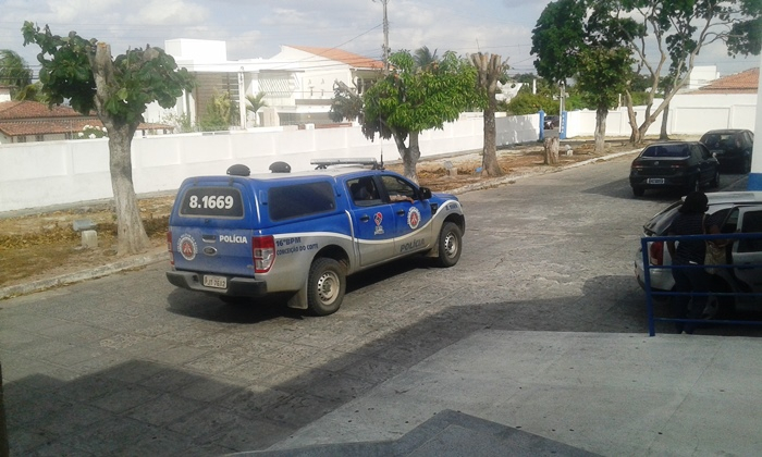 Coité – Criança de 4 anos é transferida com 80% do corpo queimado; mãe é principal suspeita