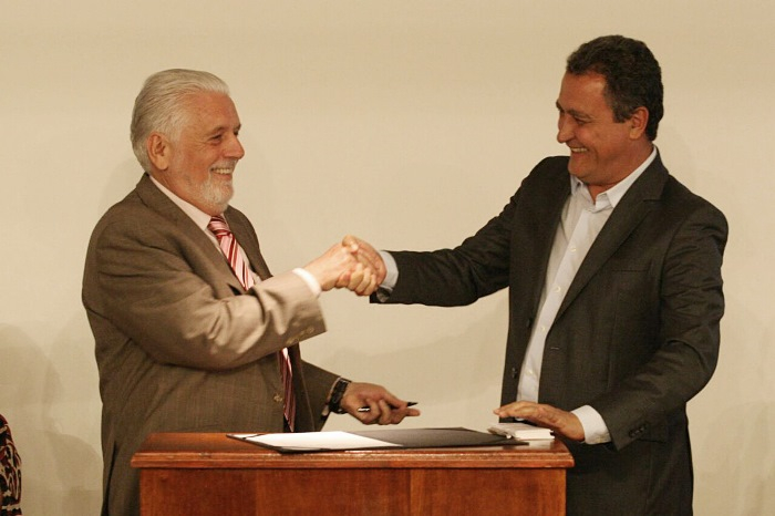 Rui dá posse a Jaques Wagner no Conselho de Desenvolvimento Econômico e Social