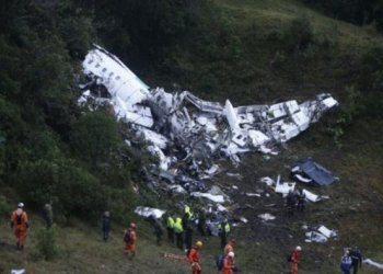 Avião fretado pela Chapecoense foi proibido pela ANAC de seguir para Medellín