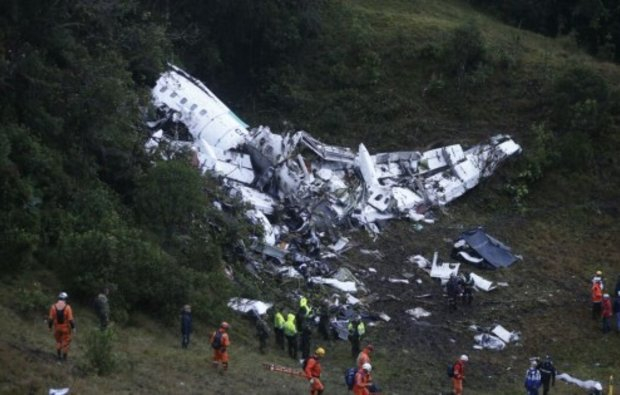 Avião fretado pela Chapecoense foi proibido pela ANAC de seguir para Medellín