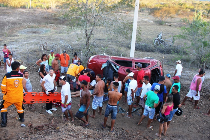 Anjos da Vida chegou ao local menos de meia hora depois do acidente | Foto: Raimundo Mascarenhas