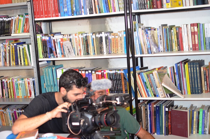 No dia que completou um ano, mas uma equipe de TV esteve gravando para mostrar em rede nacional | Foto: Teones Araújo