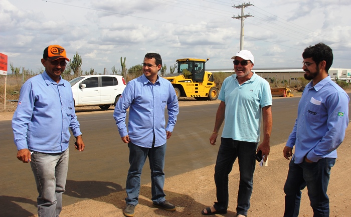 Equipe da Augúrio com o repórter Valdemi de Assis