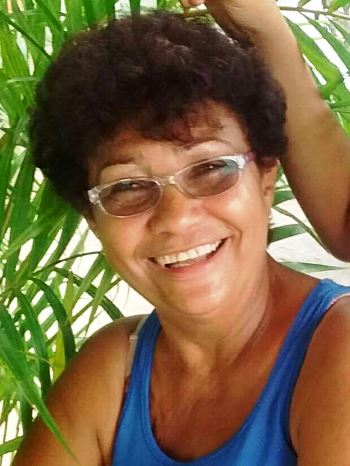 Maria estaria com vizinhos jogando dominó quando os criminosos chegaram | Foto: arquivo da família