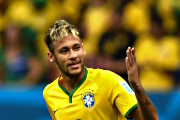 Promotor espanhol pede 2 anos de prisão para Neymar