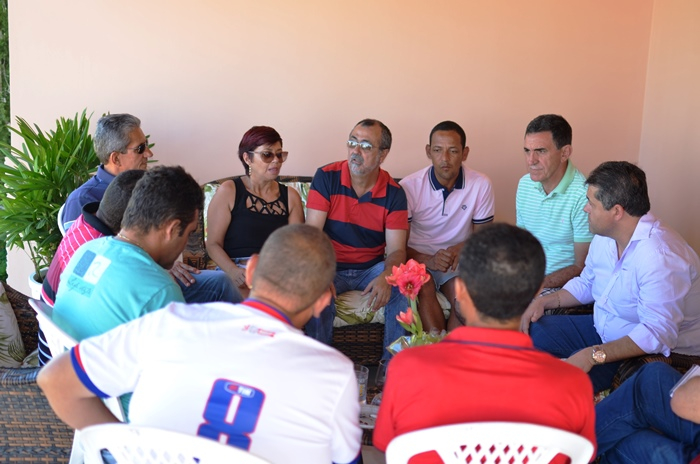 Valente – Vereadores eleitos pela oposição formam a chapa para disputar eleição da Câmara