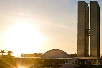 PEC do limite de gastos chega ao plenário do Senado