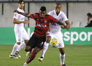 Vitória perde para o Santos, mas se mantém fora do Z4 por conta do tropeço do Inter