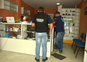 Polícia apreende 200 celulares sem nota fiscal em lojas de Feira de Santana