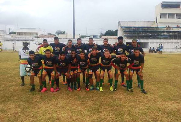 Time do Revolution Reggae se classifica para a final do campeonato coiteense de Futebol do Sub 17