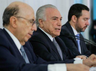 Governo anuncia projeto de lei que permite jornada de trabalho de até 12 horas