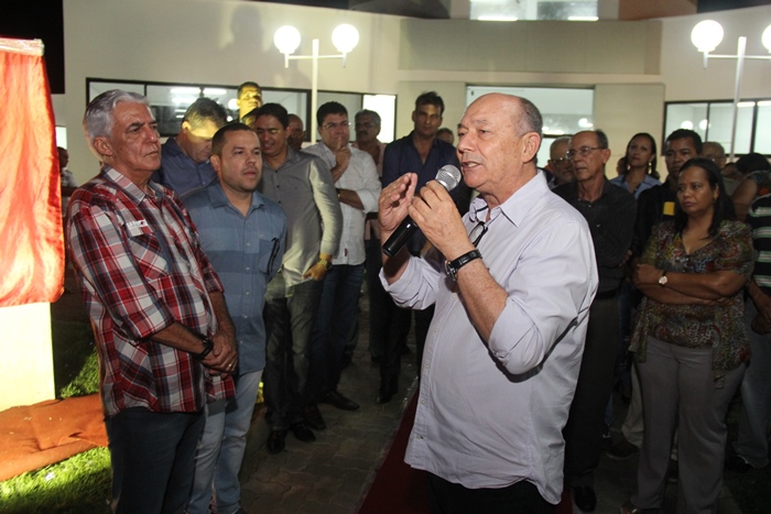 Santaluz I – Prefeito Zenonzinho encerra o mandato com entrega de moderno Centro Administrativo