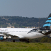 Sequestradores ameaçam explodir avião líbio com 118 a bordo após desvio de rota