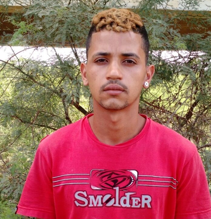 Homem é morto com tiros na cabeça, no Jorrinho