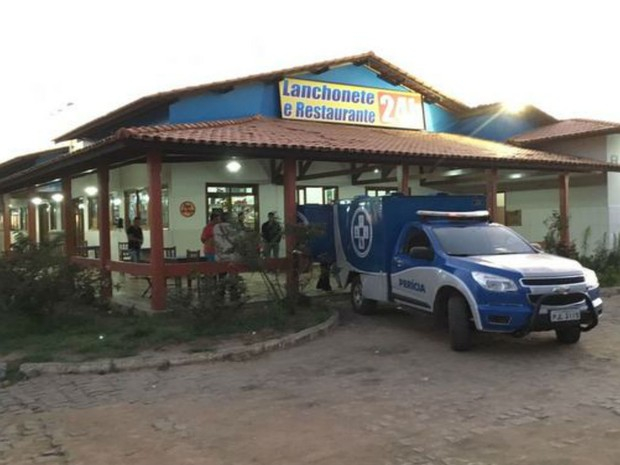 Empresário reage a assalto e é morto em posto de combustível na BR-116