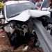 Guard-rail atravessa carro e pai morre ao voltar de formatura da filha