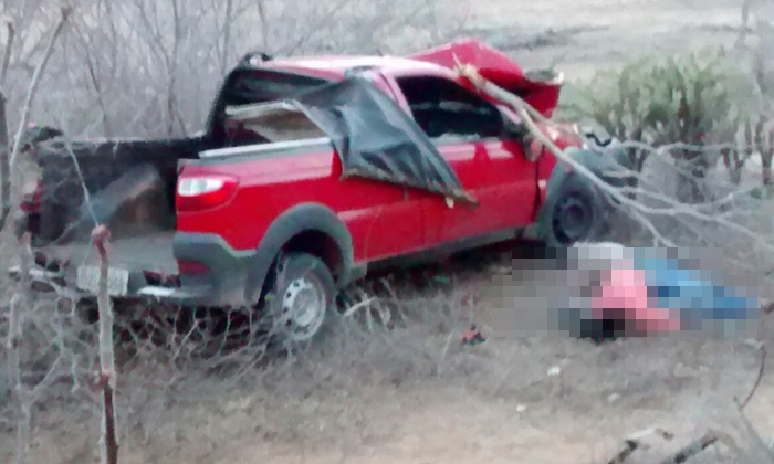 Vendedora morre vítima de capotamento na BR 116/Norte