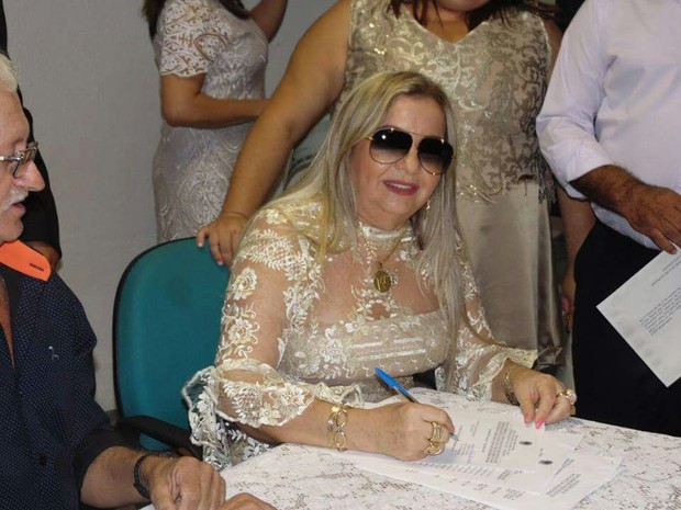 Com recurso, mãe de Safadão é diplomada vice após ser cassada
